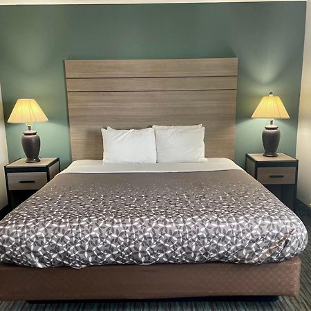 Countryside Inn & Suites Omaha East-Council Bluffs Ia חדר תמונה