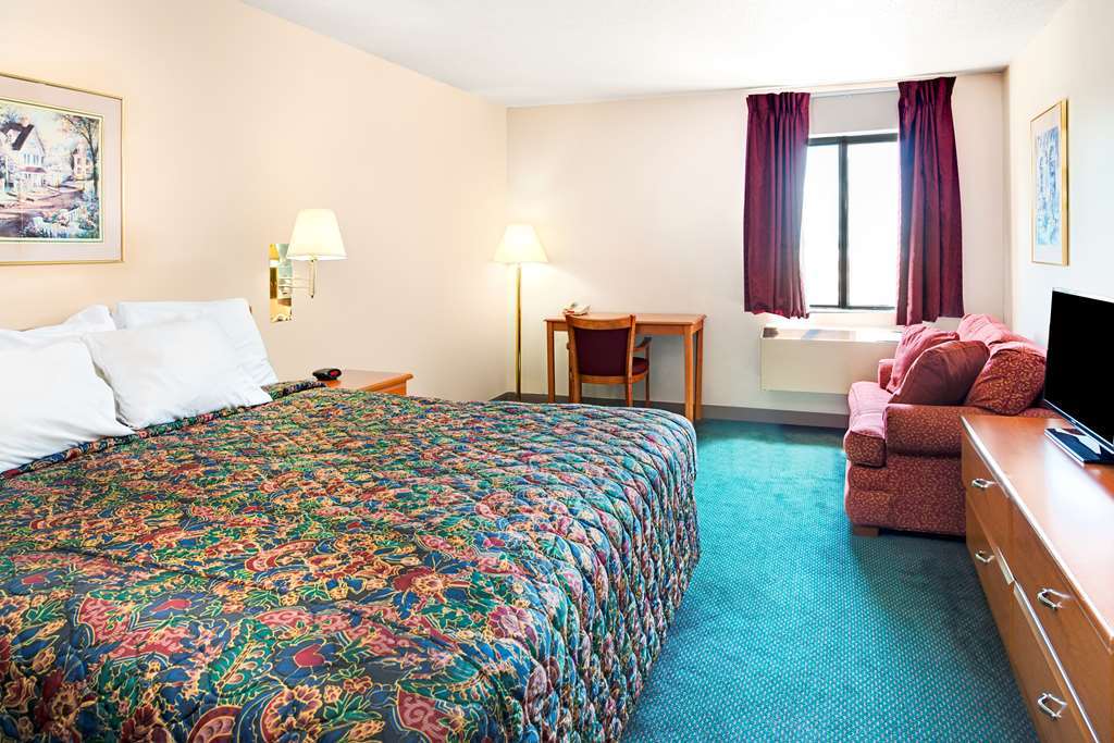 Countryside Inn & Suites Omaha East-Council Bluffs Ia חדר תמונה