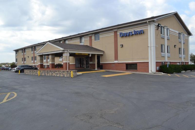 Countryside Inn & Suites Omaha East-Council Bluffs Ia מראה חיצוני תמונה