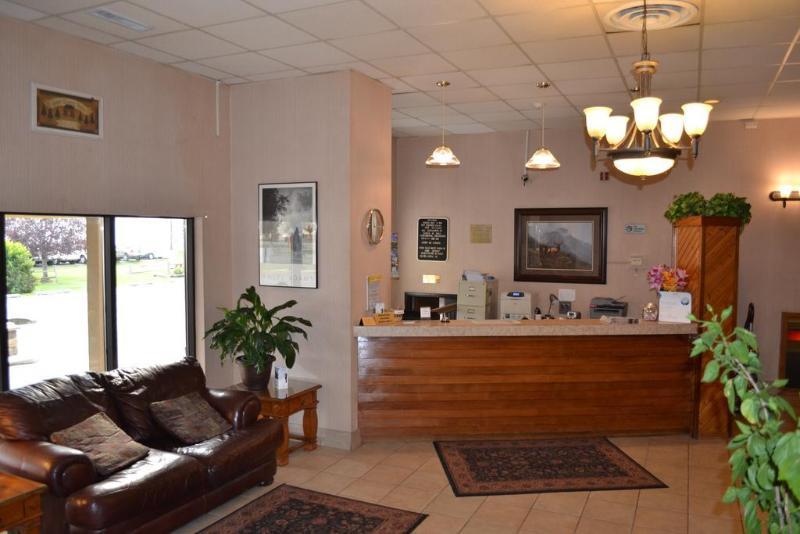 Countryside Inn & Suites Omaha East-Council Bluffs Ia מראה חיצוני תמונה