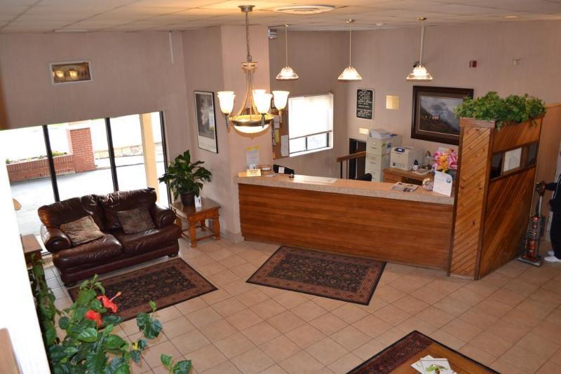 Countryside Inn & Suites Omaha East-Council Bluffs Ia מראה חיצוני תמונה