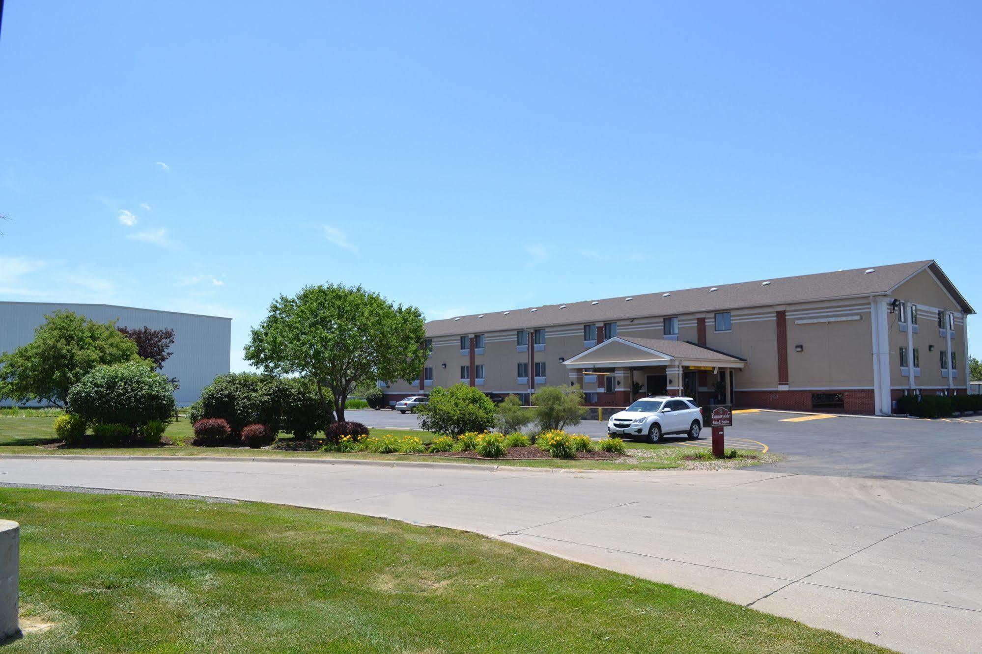 Countryside Inn & Suites Omaha East-Council Bluffs Ia מראה חיצוני תמונה