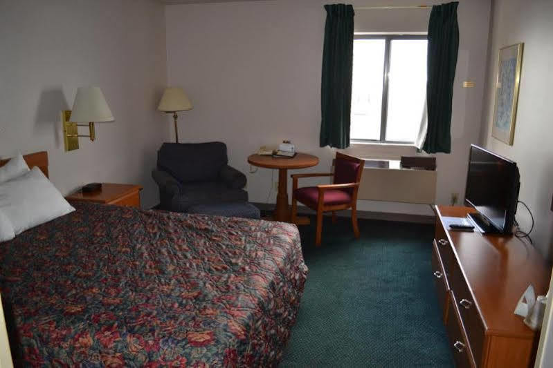 Countryside Inn & Suites Omaha East-Council Bluffs Ia מראה חיצוני תמונה