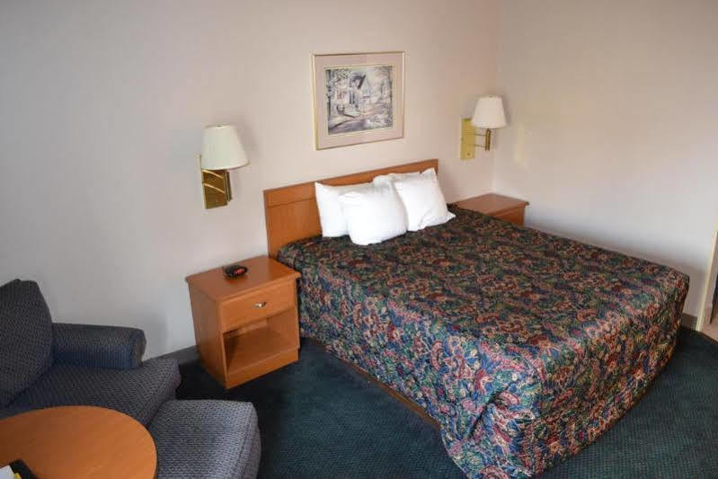 Countryside Inn & Suites Omaha East-Council Bluffs Ia מראה חיצוני תמונה