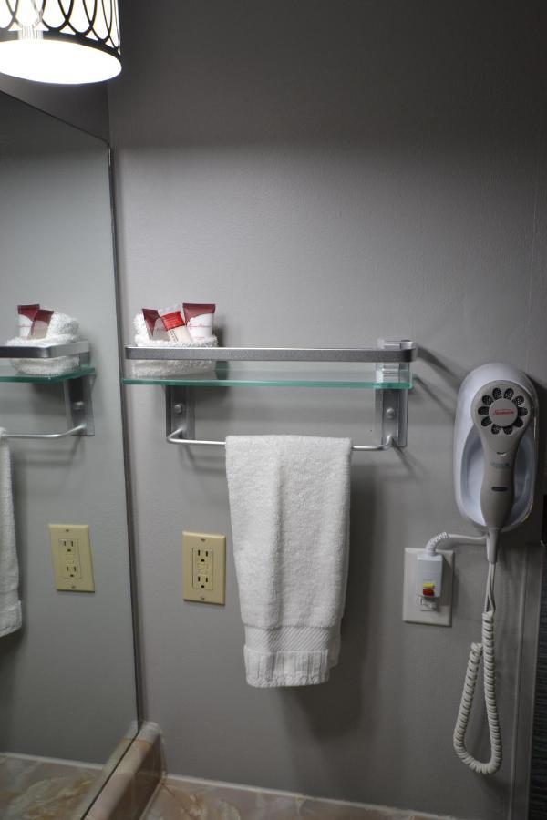 Countryside Inn & Suites Omaha East-Council Bluffs Ia מראה חיצוני תמונה