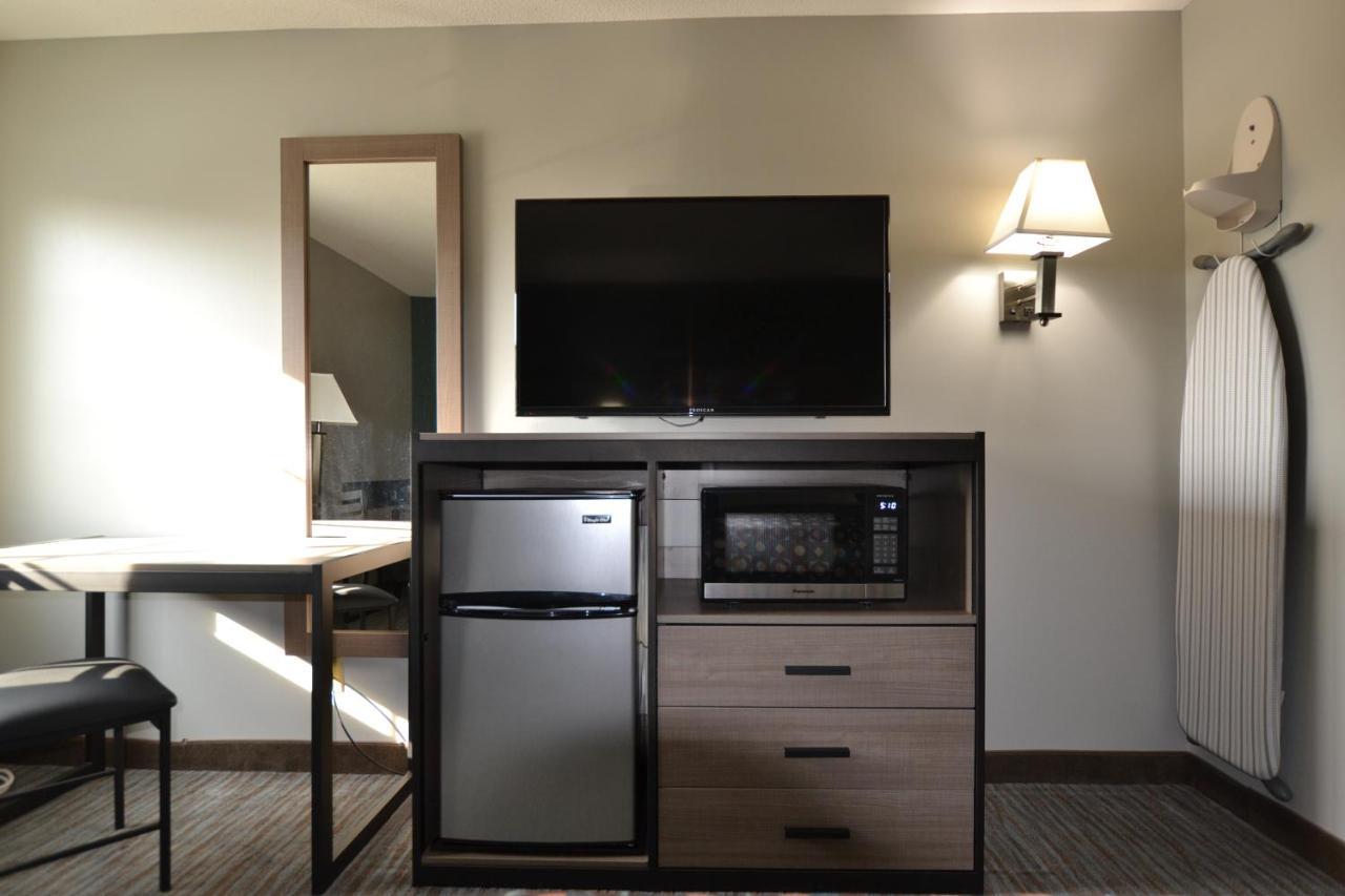 Countryside Inn & Suites Omaha East-Council Bluffs Ia מראה חיצוני תמונה