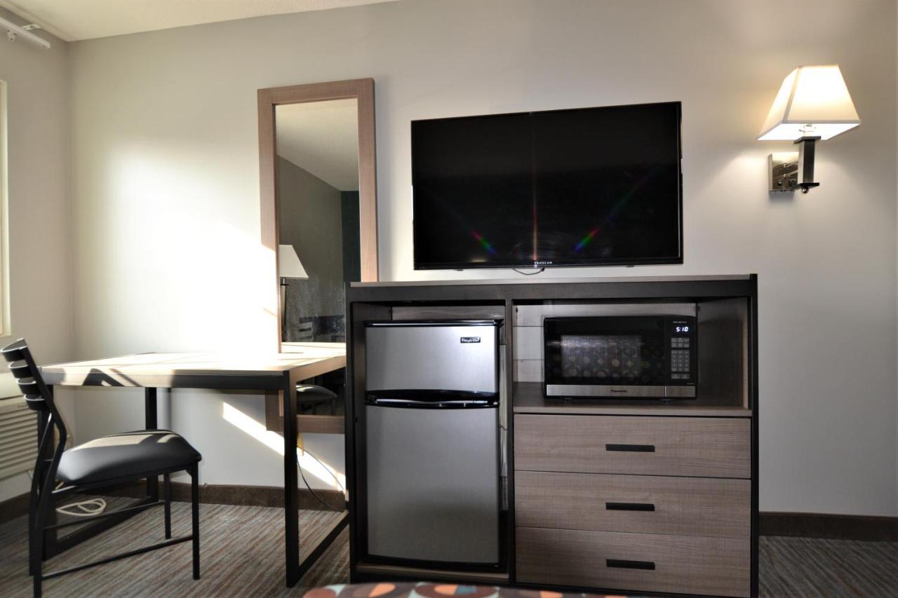 Countryside Inn & Suites Omaha East-Council Bluffs Ia מראה חיצוני תמונה